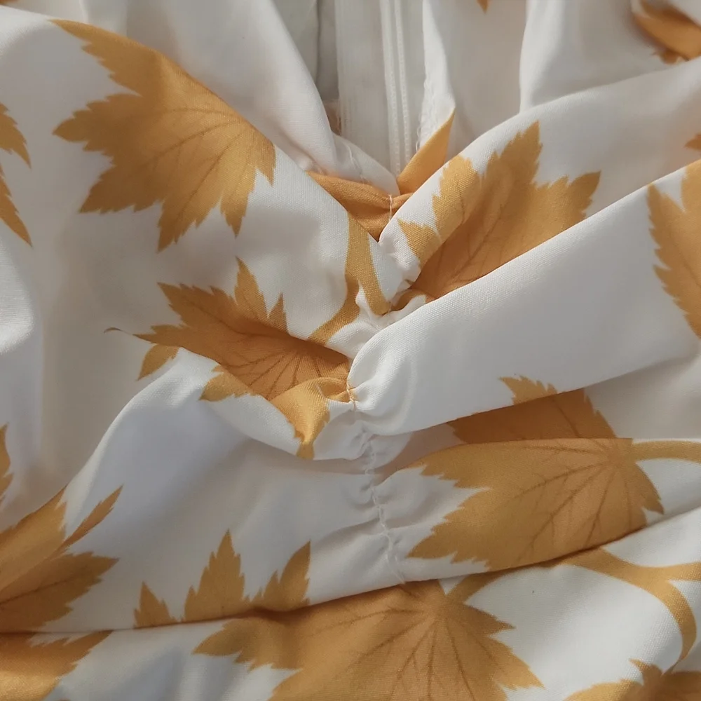 FINAL PRICE!! NWOT!! !!! DRESS IS NOT TRUE TO SIZE MORE LIKE A TEN - Picture 6 of 12